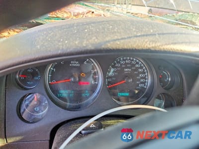 Zdjęcie 9 z 13 samochodu: 2013 CHEVROLET SUBURBAN C1500 LTZ VIN:1GNSCKE00DR149179 - miniatura