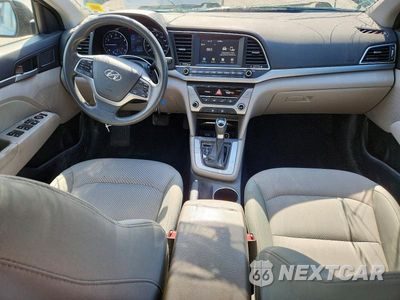 Zdjęcie 8 z 13 samochodu: 2017 HYUNDAI ELANTRA SE VIN:5NPD84LF4HH071590 - miniatura