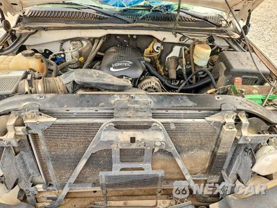 Zdjęcie 11 z 12 samochodu: 2001 CHEVROLET SILVERADO C2500 HEAVY DUTY VIN:1GCHC24U11Z317253 - miniatura