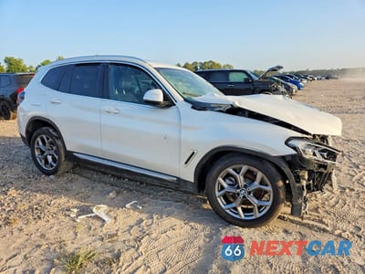 Czwarte zdjęcie samochodu z boku: 2024 BMW X3 XDRIVE30I VIN:5UX53DP08R9W13386 - miniatura