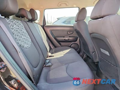 Zdjęcie 10 z 12 samochodu: 2011 KIA SOUL + VIN:KNDJT2A2XB7343688 - miniatura