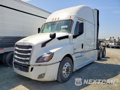 2025 FREIGHTLINER CASCADIA 126 SEMI TRUCK 3AKJHHDR7RSUV0810 - główne zdjęcie licytacji z USA - miniatura