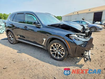 Czwarte zdjęcie samochodu z boku: 2026 BMW X5 XDRIVE40I VIN:5UX23EU0XT9255115 - miniatura