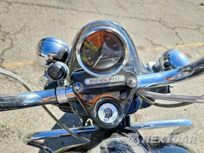 Zdjęcie 7 z 8 samochodu: 2003 HARLEY-DAVIDSON FLHPI VIN:1HD1FHW1X3Y741472 - miniatura