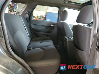 Zdjęcie 10 z 12 samochodu: 2008 MERCURY MARINER VIN:4M2CU91148KJ33108 - miniatura