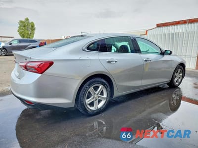 Trzecie zdjęcie samochodu z tyłu: 2022 CHEVROLET MALIBU LT VIN:1G1ZD5ST5NF177141 - miniatura