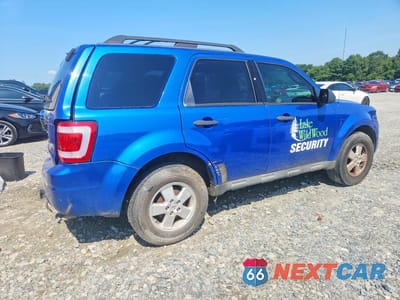 Trzecie zdjęcie samochodu z tyłu: 2011 FORD ESCAPE XLT VIN:1FMCU0DG0BKC47739 - miniatura