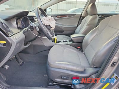Zdjęcie 7 z 12 samochodu: 2014 HYUNDAI SONATA SE 2.0T VIN:5NPEC4AB5EH810139 - miniatura