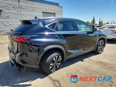 Trzecie zdjęcie samochodu z tyłu: 2021 LEXUS NX 300 F SPORT VIN:JTJSARBZ5M2187751 - miniatura