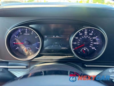 Zdjęcie 8 z 10 samochodu: 2022 KIA CARNIVAL LX VIN:KNDNB4H32N6124491 - miniatura