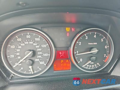 Zdjęcie 9 z 13 samochodu: 2014 BMW X1 XDRIVE28I VIN:WBAVL1C55EVY19023 - miniatura