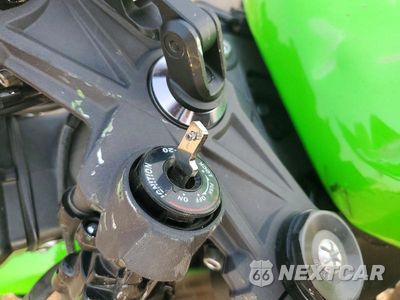 Zdjęcie 8 z 10 samochodu: 2025 KAWASAKI ZX636 K VIN:JKBZXJJ14SA024224 - miniatura
