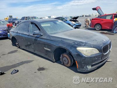Czwarte zdjęcie samochodu z boku: 2009 BMW 750 I VIN:WBAKA83529CY33786 - miniatura