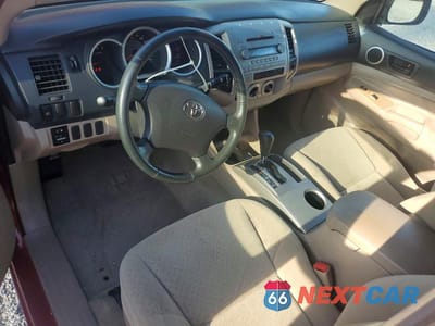 Zdjęcie 8 z 12 samochodu: 2006 TOYOTA TACOMA V6 VIN:5TEUU42N26Z228712 - miniatura