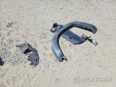 Zdjęcie 12 z 13 samochodu: 2014 TOYOTA TACOMA V6 VIN:3TMLU4EN5EM144693 - miniatura