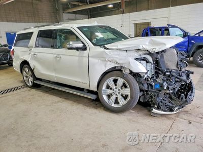 Czwarte zdjęcie samochodu z boku: 2024 FORD EXPEDITION MAX PLATINUM VIN:1FMJK1M87REB17381 - miniatura