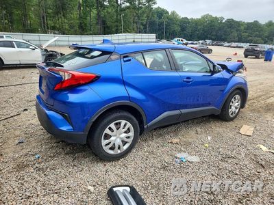 Trzecie zdjęcie samochodu z tyłu: 2020 TOYOTA C-HR LE VIN:NMTKHMBX4LR109192 - miniatura