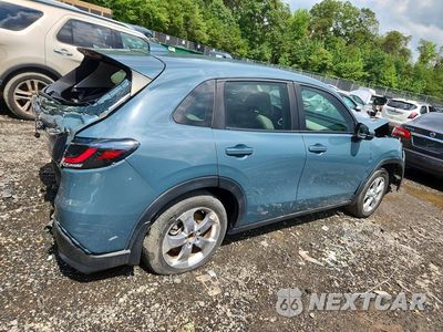 Trzecie zdjęcie samochodu z tyłu: 2023 HONDA HR-V LX VIN:3CZRZ1H32PM712836 - miniatura
