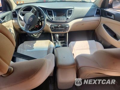 Zdjęcie 8 z 12 samochodu: 2017 HYUNDAI TUCSON SE VIN:KM8J3CA41HU315033 - miniatura