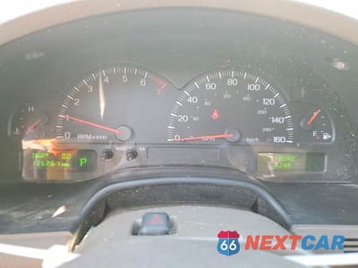 Zdjęcie 9 z 12 samochodu: 2000 LINCOLN LS VIN:1LNHM87A0YY782930 - miniatura