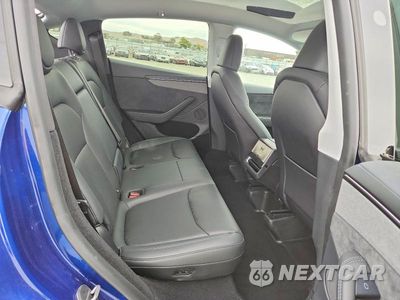 Zdjęcie 10 z 12 samochodu: 2026 TESLA MODEL Y VIN:7SAYGDED1TF542640 - miniatura