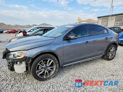 2016 VOLVO S60 CROSS COUNTRY T5 YV4612UMXG2001278 - główne zdjęcie licytacji z USA - miniatura