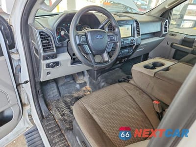 Zdjęcie 8 z 13 samochodu: 2019 FORD F150 VIN:1FTNF1C59KKC25560 - miniatura