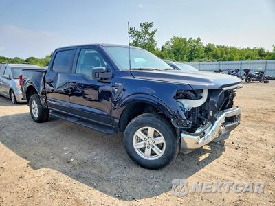 Czwarte zdjęcie samochodu z boku: 2022 FORD F150 SUPERCREW VIN:1FTEW1EB6NFA38633 - miniatura