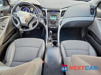 Zdjęcie 8 z 12 samochodu: 2014 HYUNDAI SONATA SE 2.0T VIN:5NPEC4AB5EH810139 - miniatura