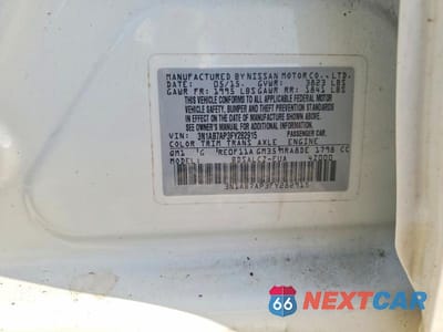 Zdjęcie 13 z 13 samochodu: 2015 NISSAN SENTRA S VIN:3N1AB7AP3FY282915 - miniatura
