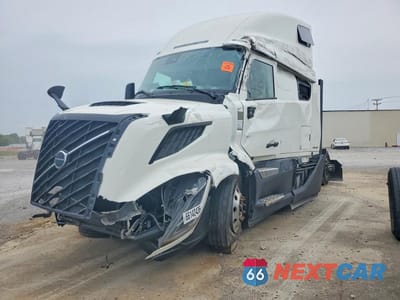 2025 VOLVO VNL SEMI TRUCK 4V4BC9EH5SN687831 - główne zdjęcie licytacji z USA - miniatura
