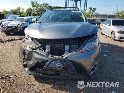 Piąte zdjęcie samochodu w środku: 2017 NISSAN ROGUE SPORT SL VIN:JN1BJ1CR2HW113529 - miniatura