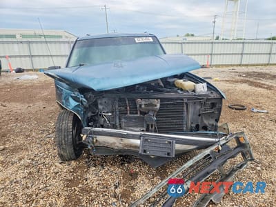 Piąte zdjęcie samochodu w środku: 1995 CHEVROLET TAHOE C1500 VIN:1GNEC13K6SJ376450 - miniatura