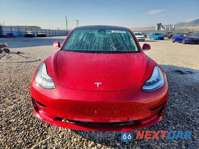Piąte zdjęcie samochodu w środku: 2020 TESLA MODEL 3 VIN:5YJ3E1EB8LF710994 - miniatura