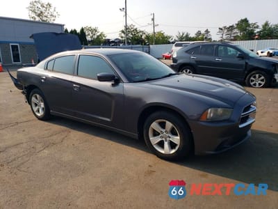 Czwarte zdjęcie samochodu z boku: 2014 DODGE CHARGER SE VIN:2C3CDXBG0EH169401 - miniatura