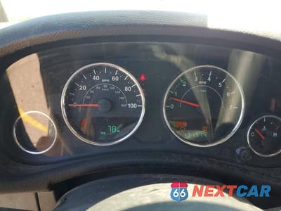 Zdjęcie 9 z 13 samochodu: 2011 JEEP WRANGLER UNLIMITED SPORT VIN:1J4BA3H18BL604282 - miniatura