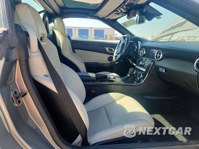 Zdjęcie 10 z 12 samochodu: 2015 MERCEDES-BENZ SLK 250 VIN:WDDPK4HA8FF109105 - miniatura