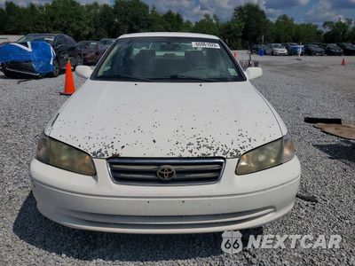 Piąte zdjęcie samochodu w środku: 2001 TOYOTA CAMRY LE VIN:4T1BG22K51U832387 - miniatura