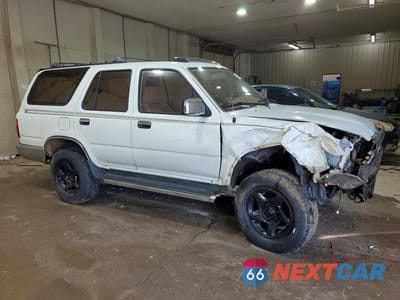 Czwarte zdjęcie samochodu z boku: 1995 TOYOTA 4RUNNER SR5 V6 VIN:JT3VN39W7S0203846 - miniatura