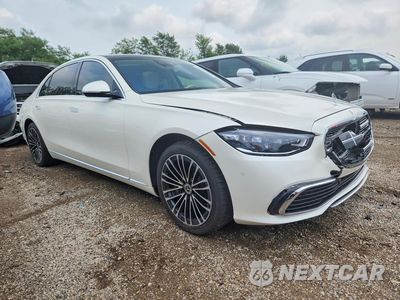 Czwarte zdjęcie samochodu z boku: 2023 MERCEDES-BENZ S 500 4MATIC VIN:W1K6G6DB9PA183462 - miniatura