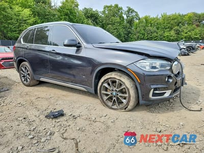 Czwarte zdjęcie samochodu z boku: 2018 BMW X5 XDRIVE35I VIN:5UXKR0C51J0X95274 - miniatura