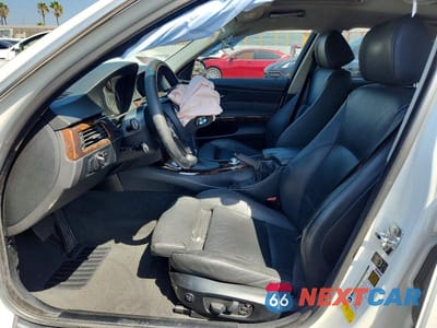 Zdjęcie 7 z 12 samochodu: 2006 BMW 330 I VIN:WBAVB33546PS19419 - miniatura