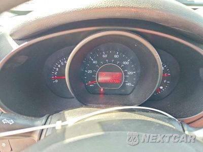 Zdjęcie 9 z 13 samochodu: 2015 KIA SOUL BASE VIN:KNDJN2A25F7777503 - miniatura