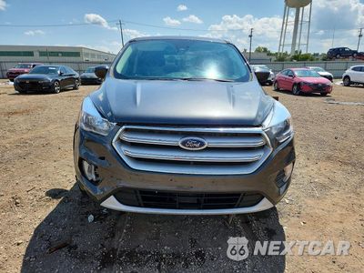 Piąte zdjęcie samochodu w środku: 2019 FORD ESCAPE SE VIN:1FMCU9GD9KUB17694 - miniatura