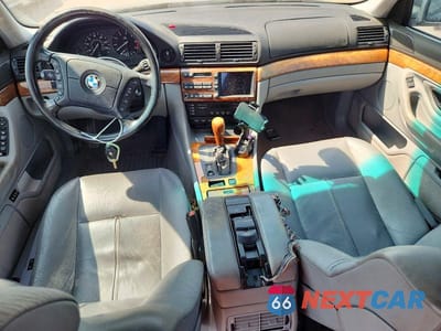 Zdjęcie 8 z 12 samochodu: 2001 BMW 740 IL VIN:WBAGH834X1DP18182 - miniatura