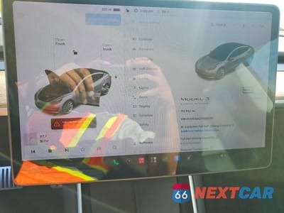 Zdjęcie 9 z 12 samochodu: 2018 TESLA MODEL 3 VIN:5YJ3E1EA2JF024339 - miniatura