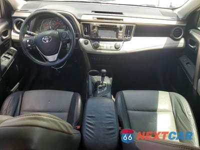 Zdjęcie 8 z 13 samochodu: 2015 TOYOTA RAV4 LIMITED VIN:2T3YFREV7FW220279 - miniatura