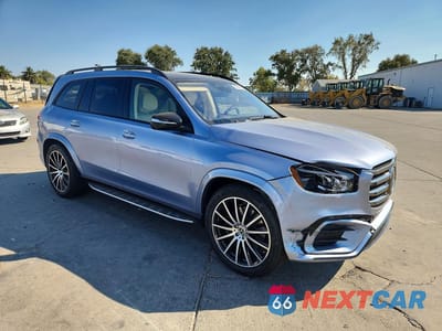 Czwarte zdjęcie samochodu z boku: 2025 MERCEDES-BENZ GLS 450 4MATIC VIN:4JGFF5KE5SB470025 - miniatura