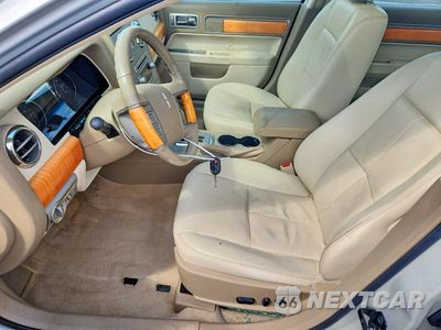 Zdjęcie 7 z 12 samochodu: 2007 LINCOLN MKZ VIN:3LNHM28T97R612401 - miniatura