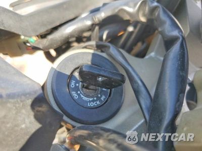 Zdjęcie 8 z 9 samochodu: 2014 YAMAHA FZ09 VIN:JYARN33E8EA003503 - miniatura